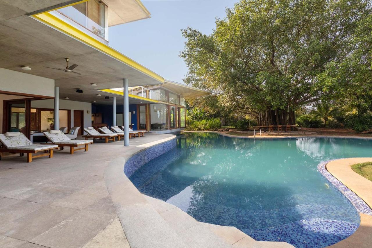 Jay House By Stayvista - Leisure Oasis With Pool, Snooker, Table Tennis & Foosball Fun Alibág Kültér fotó